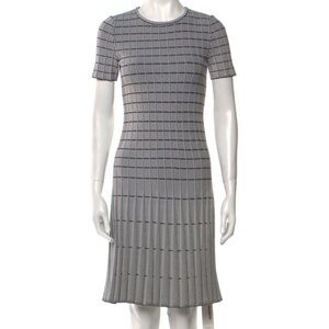 St. John resort 2019 Elegant Gray Striped knee length Dress NWOT